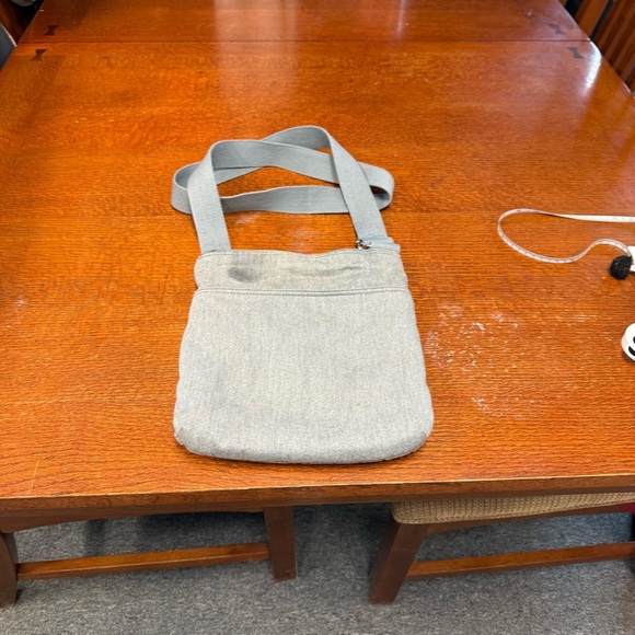 Thirty one Gray Crossbody Bag with Yellow Initial - Picture 3 of 6